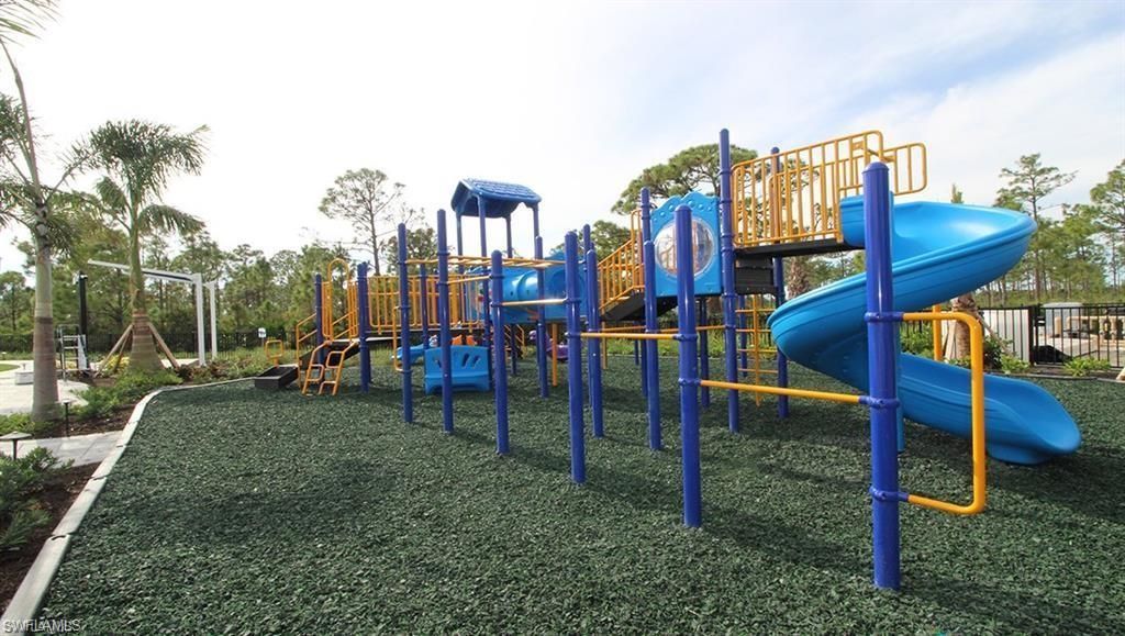 3488 Acapulco Cir, Cape Coral, FL 33909 Photo