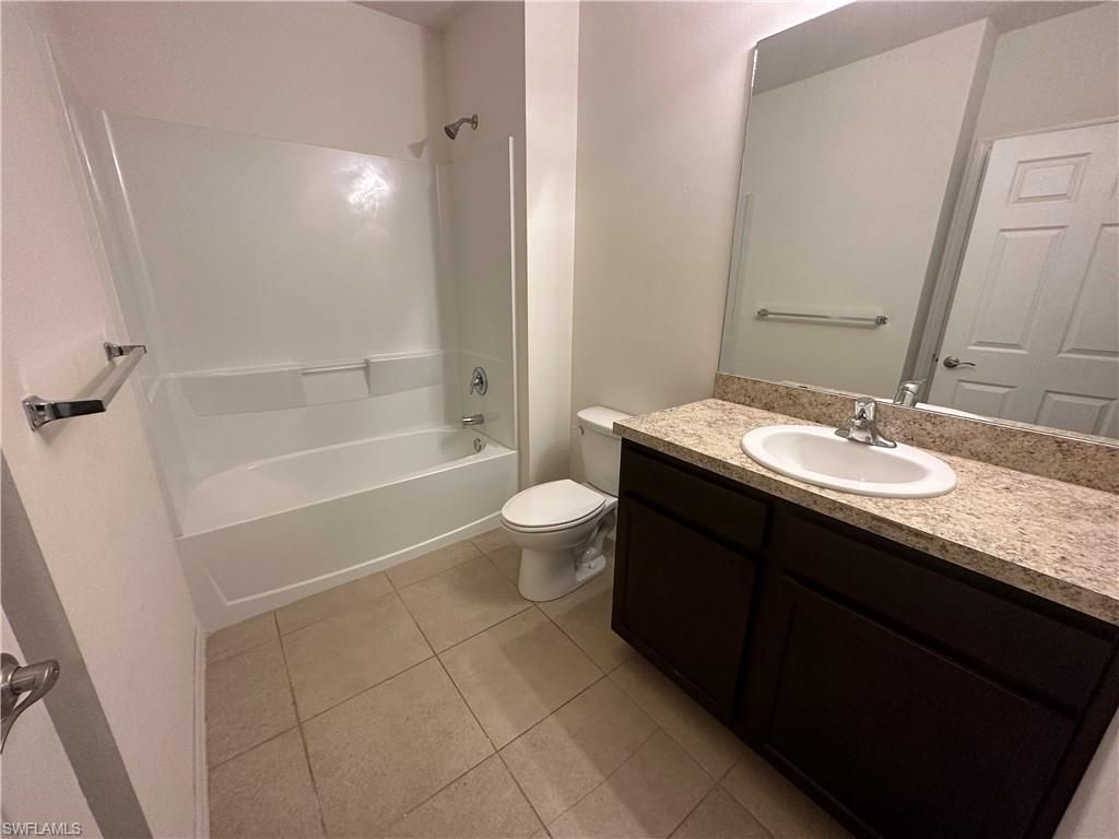 3488 Acapulco Cir, Cape Coral, FL 33909 Photo