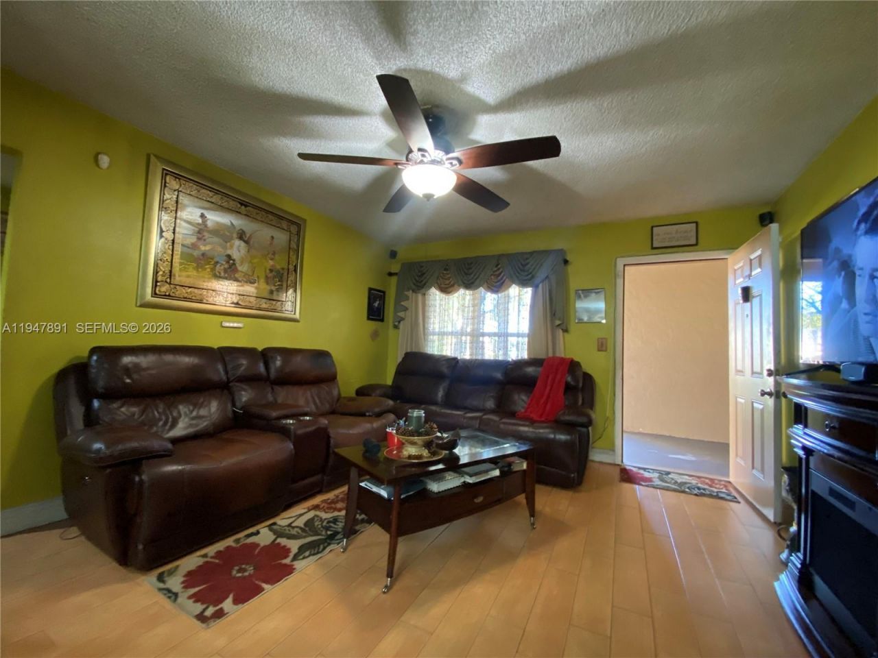 2412 NW 39th Way, Unit 101, Lauderdale Lakes, FL 33311 Photo