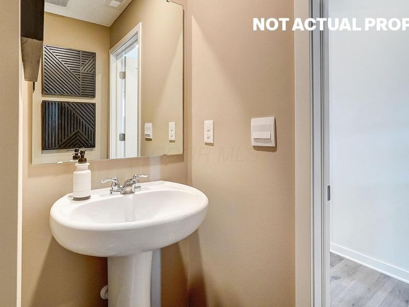 1493 Jarry Avenue, Columbus, OH 43228 Photo 16