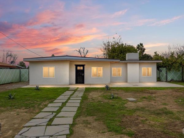 911 BALDWIN, Bakersfield, CA 93304