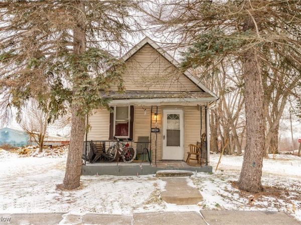 1425 5th Street NE, Canton, OH 44704