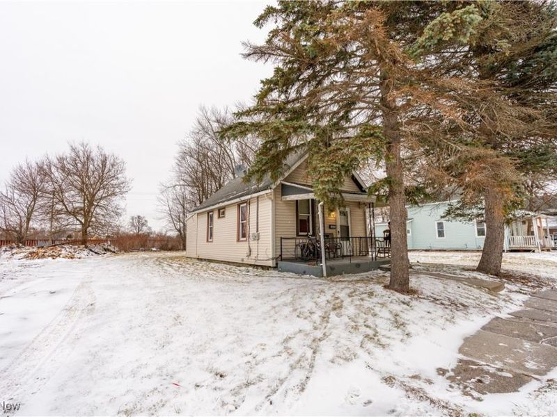 1425 5th Street NE, Canton, OH 44704 Photo 14