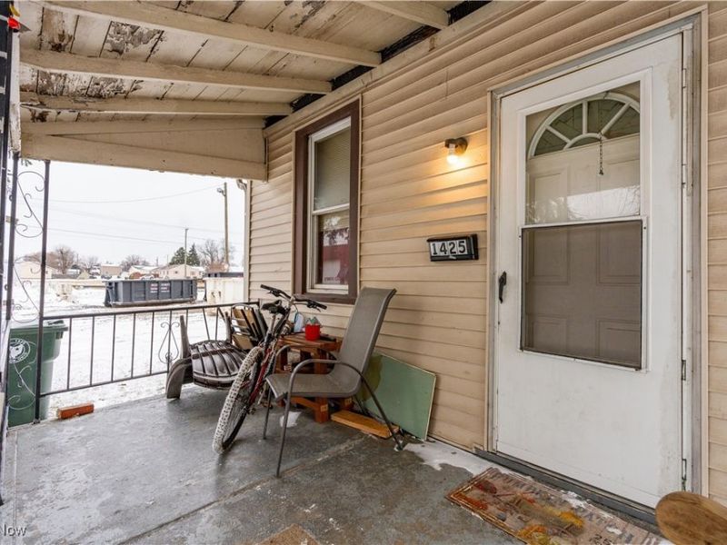 1425 5th Street NE, Canton, OH 44704 Photo 2