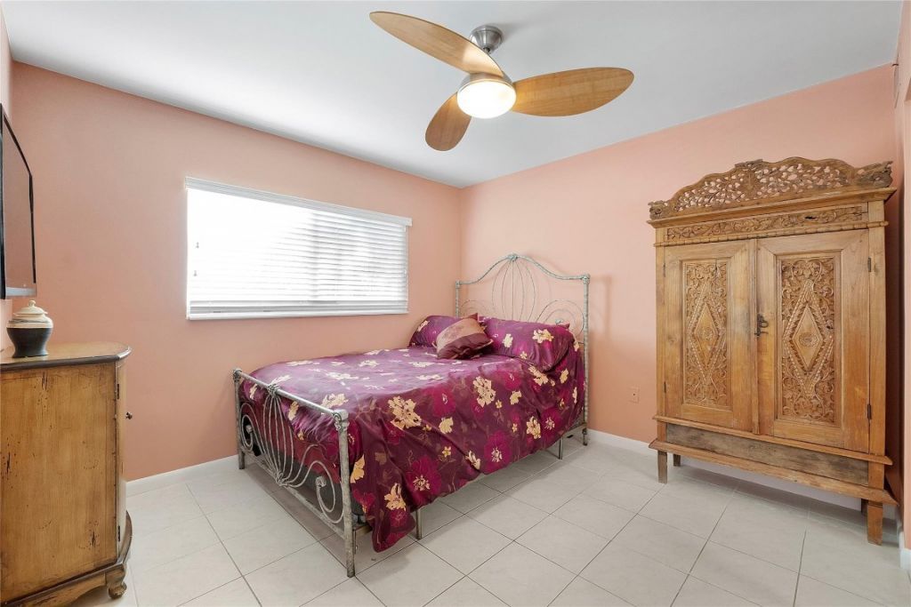 565 NW 98th Avenue, Unit 565, Plantation, FL 33324 Photo