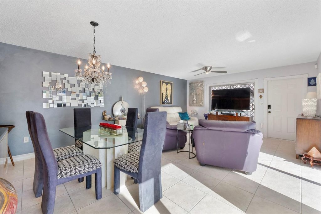 565 NW 98th Avenue, Unit 565, Plantation, FL 33324 Photo