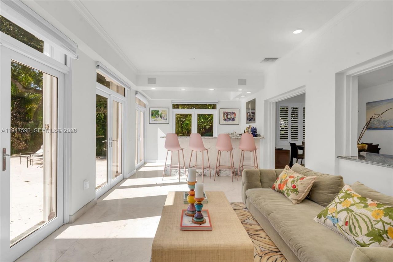 5794 SW 76th Ter , South Miami, FL 33143 Photo