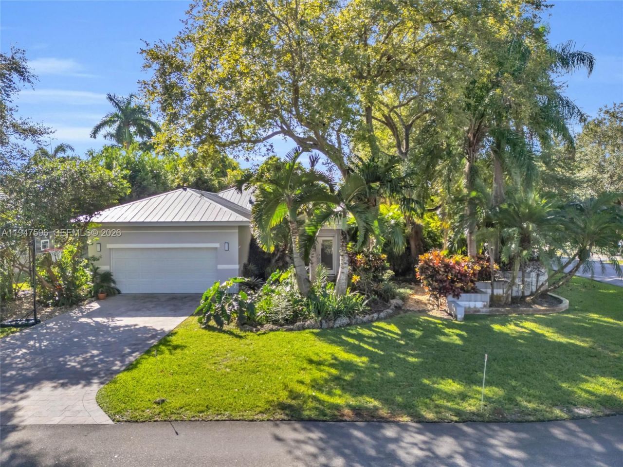 5794 SW 76th Ter, South Miami, FL 33143 Photo