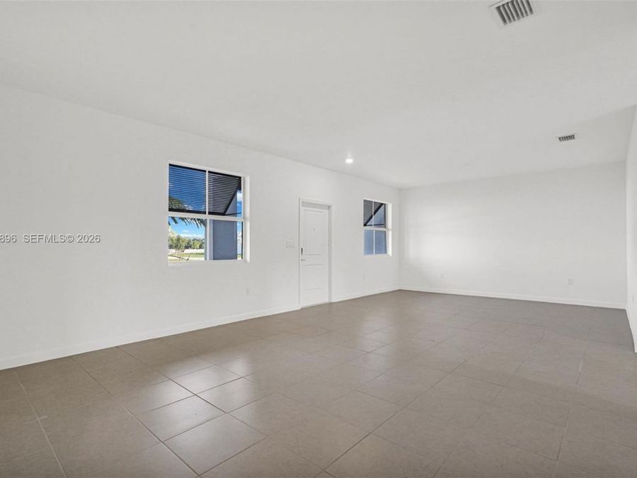 Property Image 83