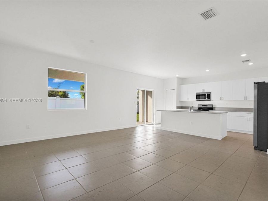 Property Image 92