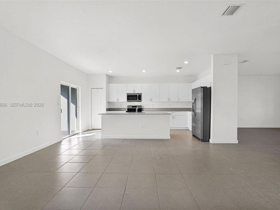 Property Image 94