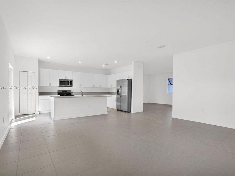 Property Image 95