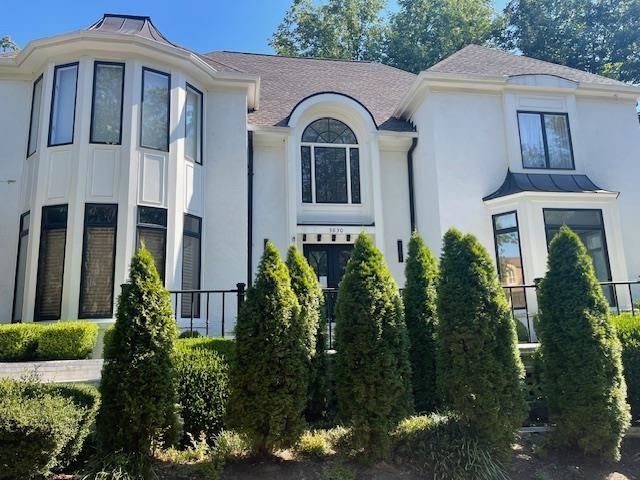 5830 GARDEN OAK CV Memphis, TN 38120