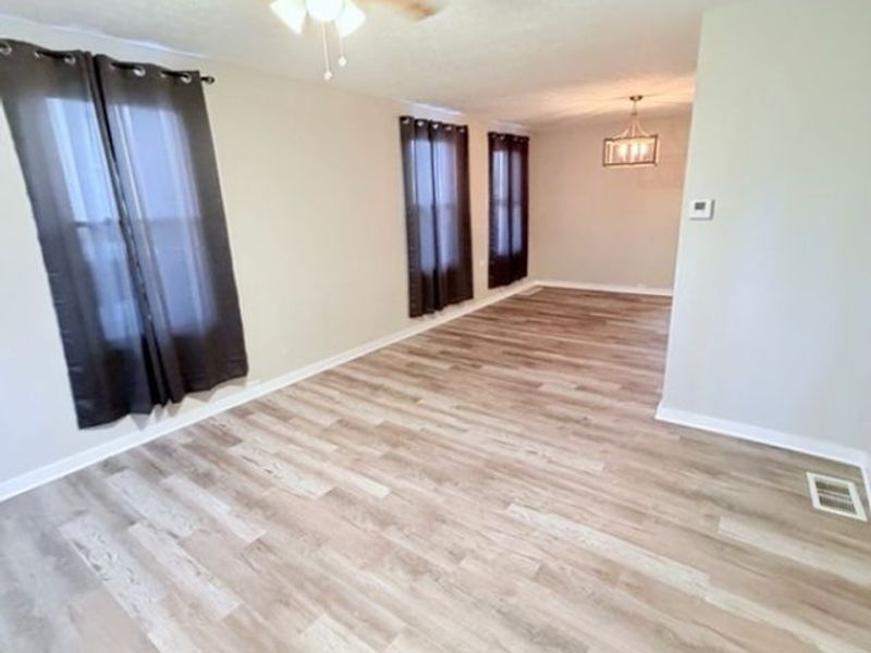 3623 Siam Avenue, Cleveland, OH 44113 Photo 3