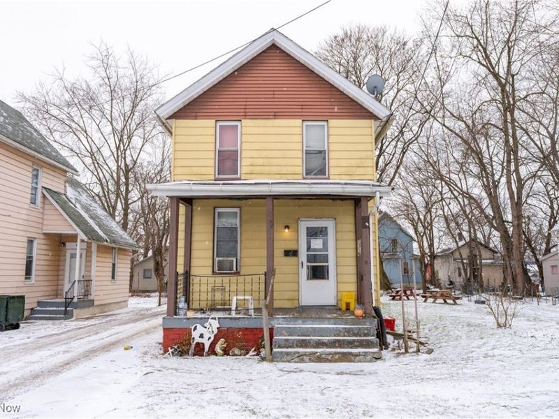 1316 4th Street NE, Canton, OH 44704 Photo 1