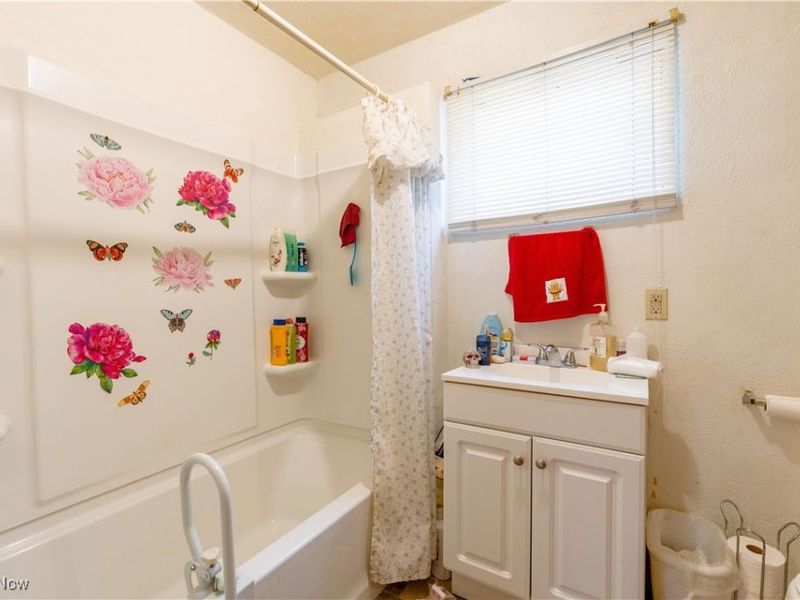 1316 4th Street NE, Canton, OH 44704 Photo 13