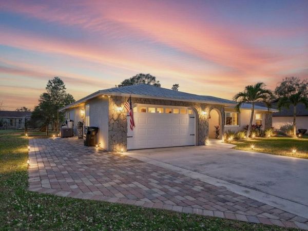 2485 SE Saphire Ter Terrace, Port Saint Lucie, FL 34952