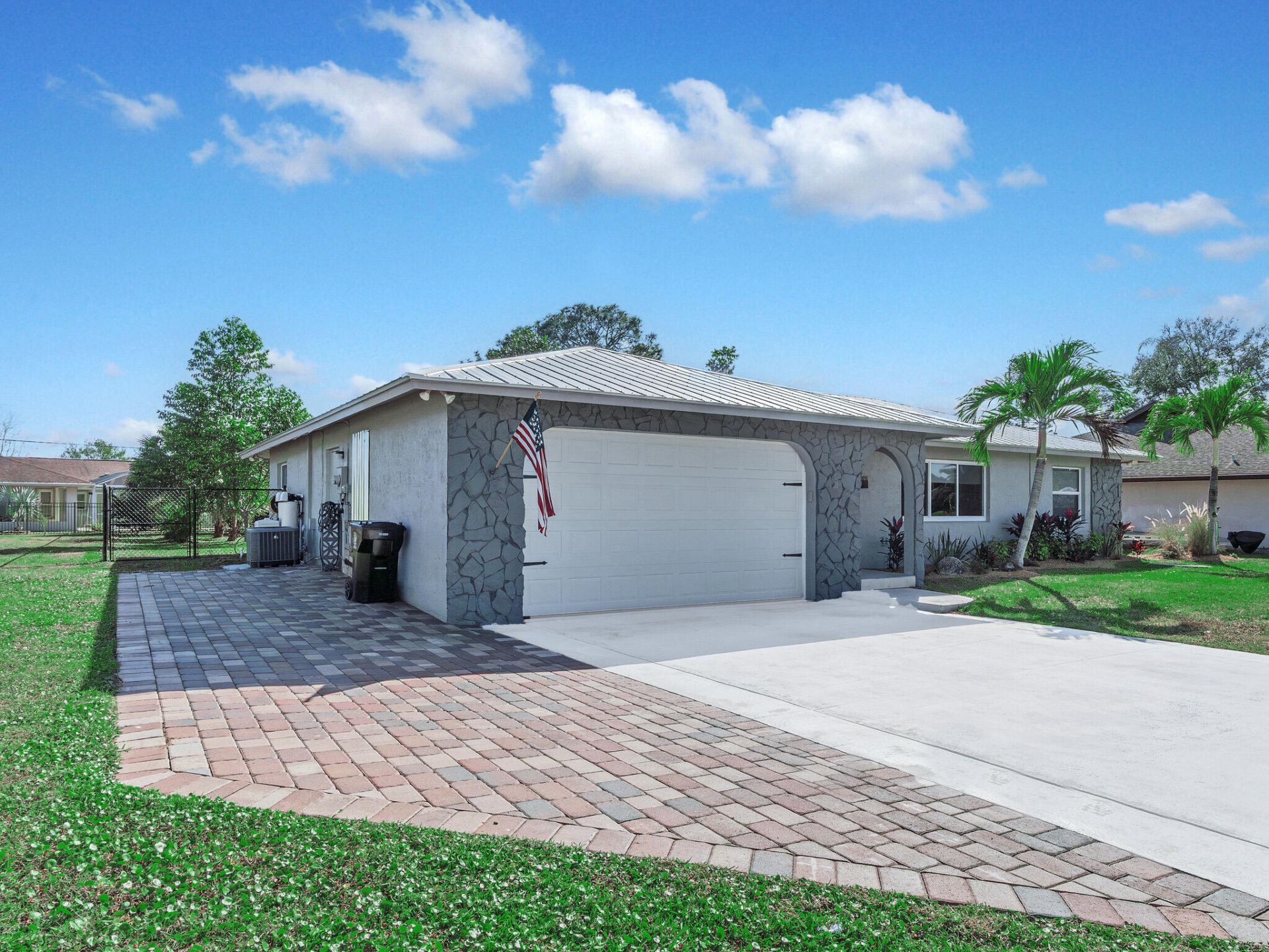 2485 SE Saphire Ter Terrace, Port Saint Lucie, FL 34952 Photo