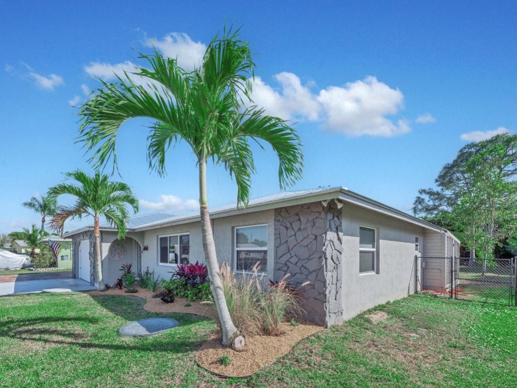 2485 SE Saphire Ter Terrace, Port Saint Lucie, FL 34952 Photo