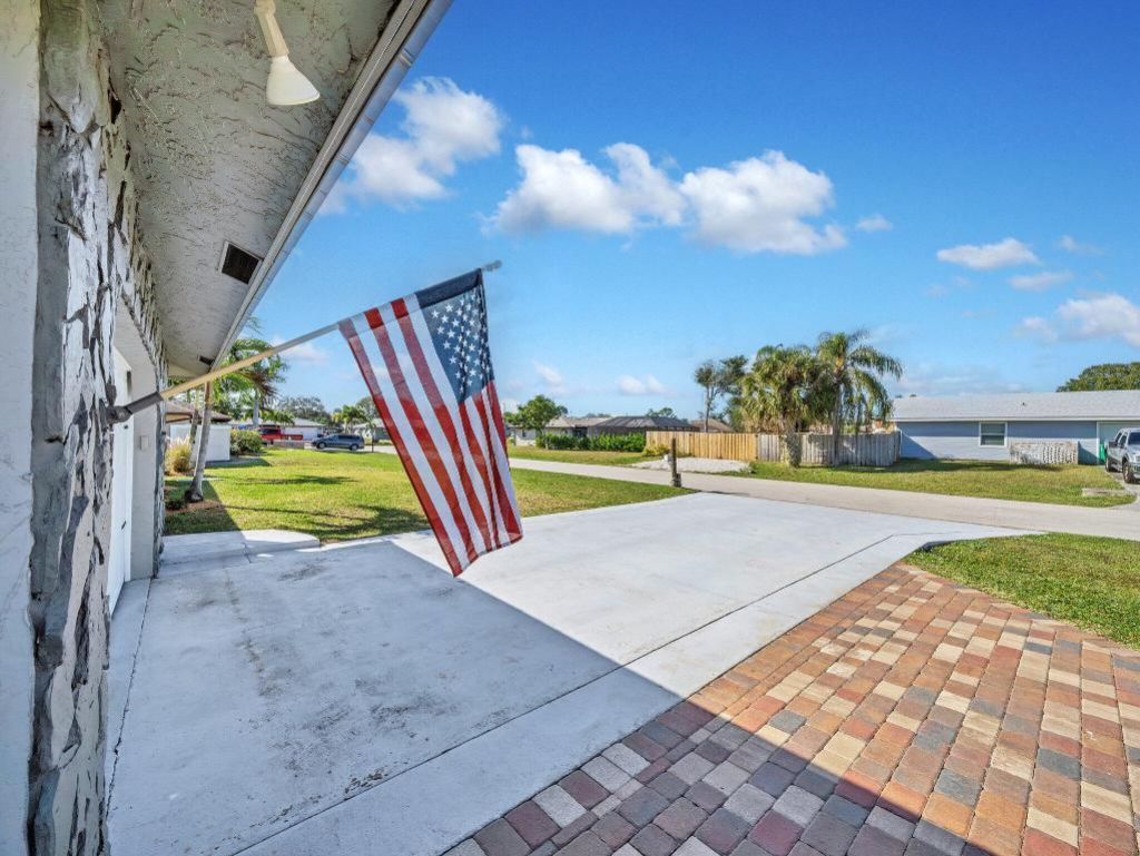 2485 SE Saphire Ter Terrace, Port Saint Lucie, FL 34952 Photo