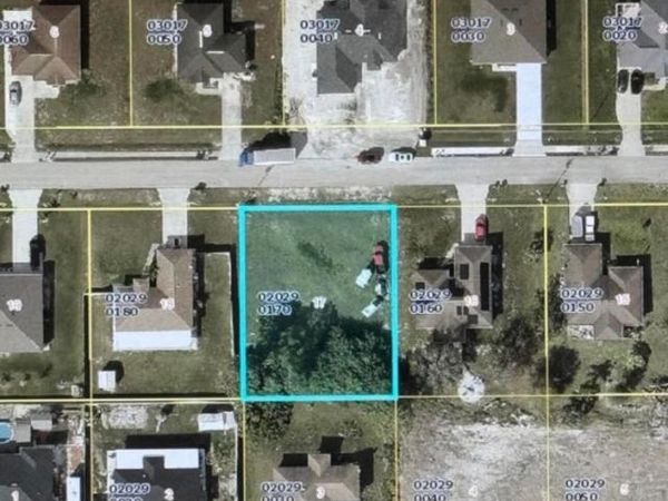 3829 23rd Street W, Lehigh Acres, FL 33971