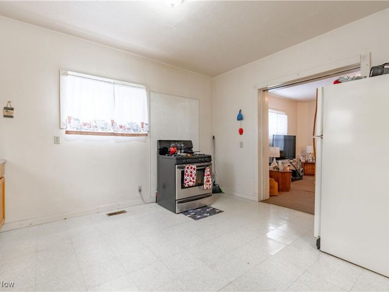 900 4th Street SW, Canton, OH 44707 Photo 10