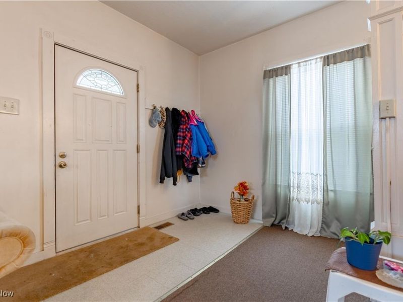 900 4th Street SW, Canton, OH 44707 Photo 3