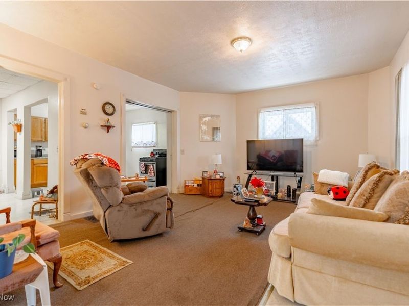 900 4th Street SW, Canton, OH 44707 Photo 5