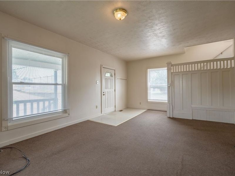 900 4th Street SW, Canton, OH 44707 Photo 5