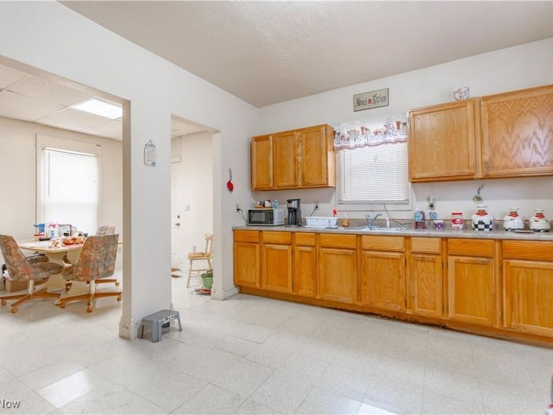 900 4th Street SW, Canton, OH 44707 Photo 9