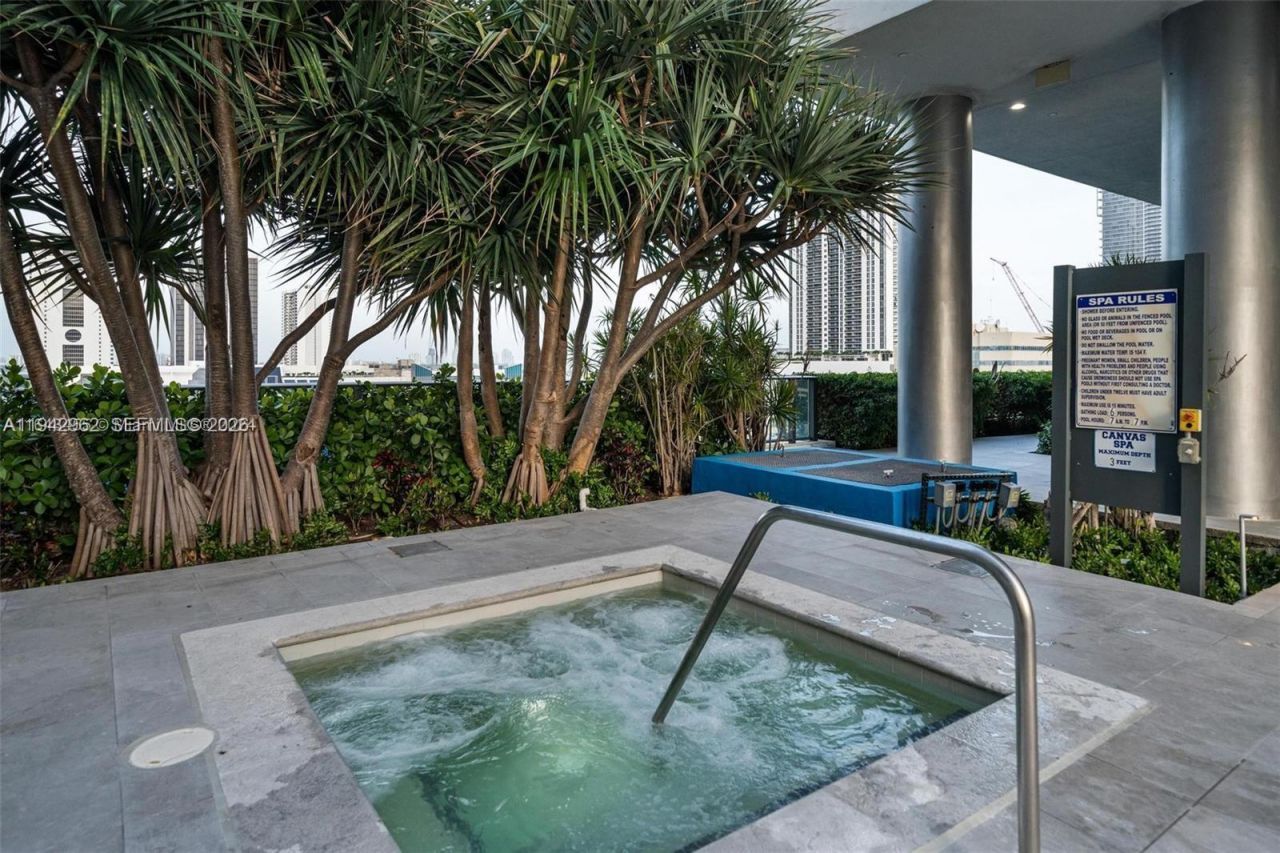 1600 NE 1st Ave , Unit 1220, Miami, FL 33132 Photo