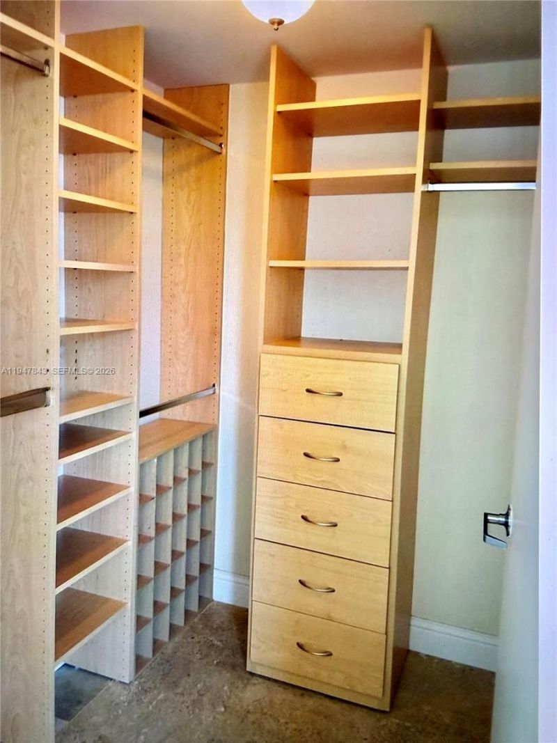 350 S Miami Ave , Unit 3008, Miami, FL 33130 Photo