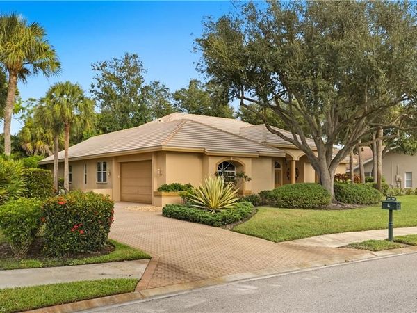 24750 Pennyroyal DR , BONITA SPRINGS, FL 34134