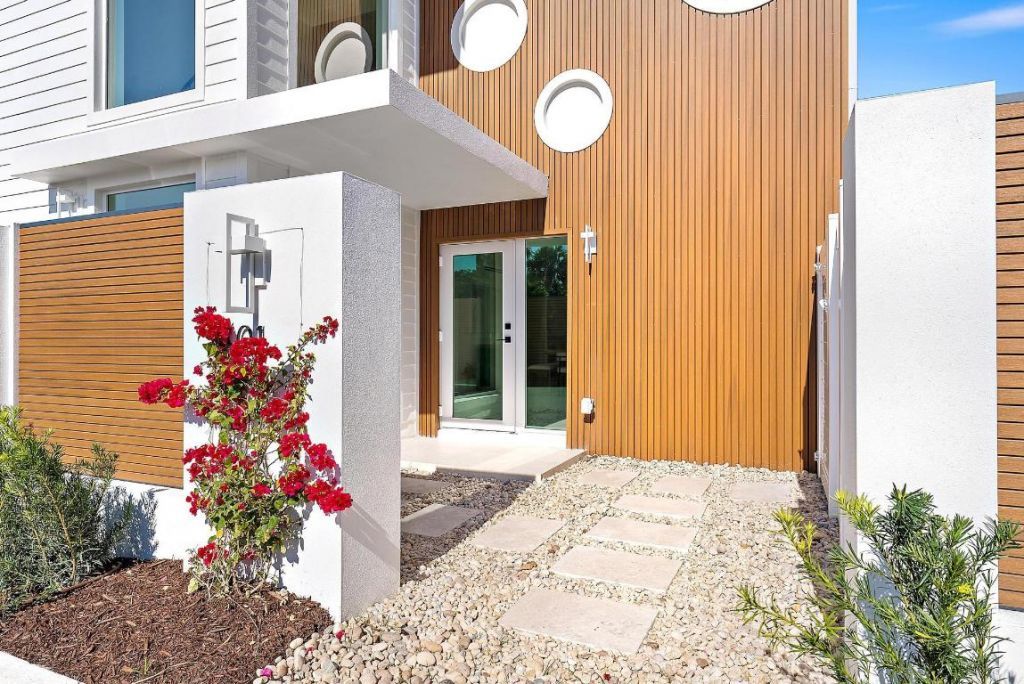 107 Sandal Lane, Unit 1, Palm Beach Shores, FL 33404 Photo