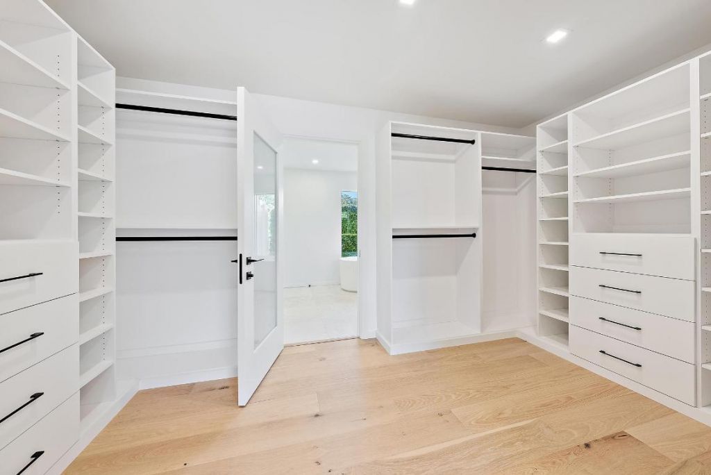 107 Sandal Lane, Unit 1, Palm Beach Shores, FL 33404 Photo