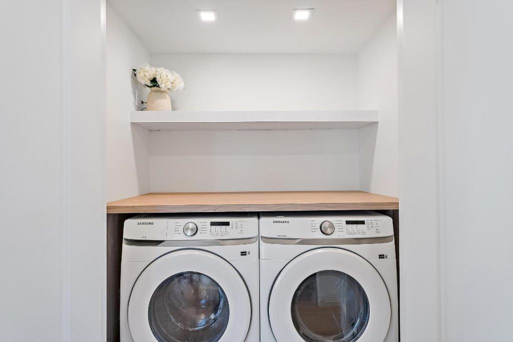 107 Sandal Lane, Unit 1, Palm Beach Shores, FL 33404 Photo