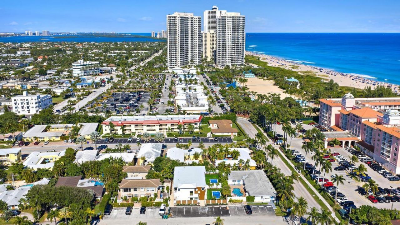 107 Sandal Lane, Unit 1, Palm Beach Shores, FL 33404 Photo