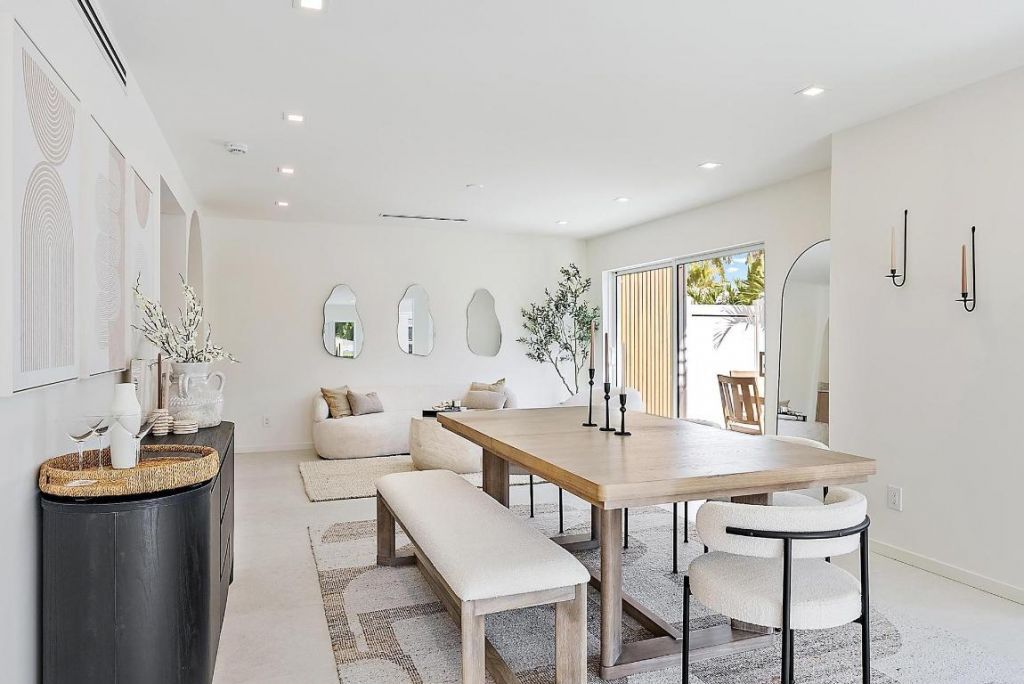 107 Sandal Lane, Unit 1, Palm Beach Shores, FL 33404 Photo