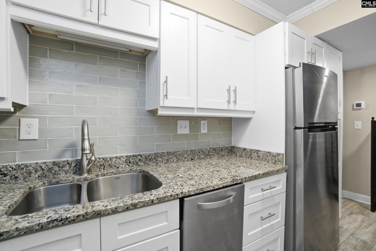 1825 St Julian Place  Photo 11