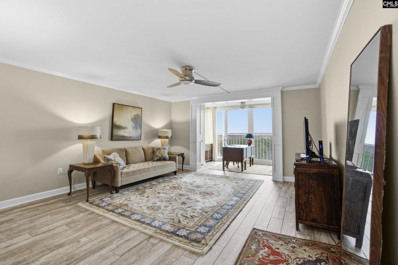 1825 St Julian Place  Photo 7