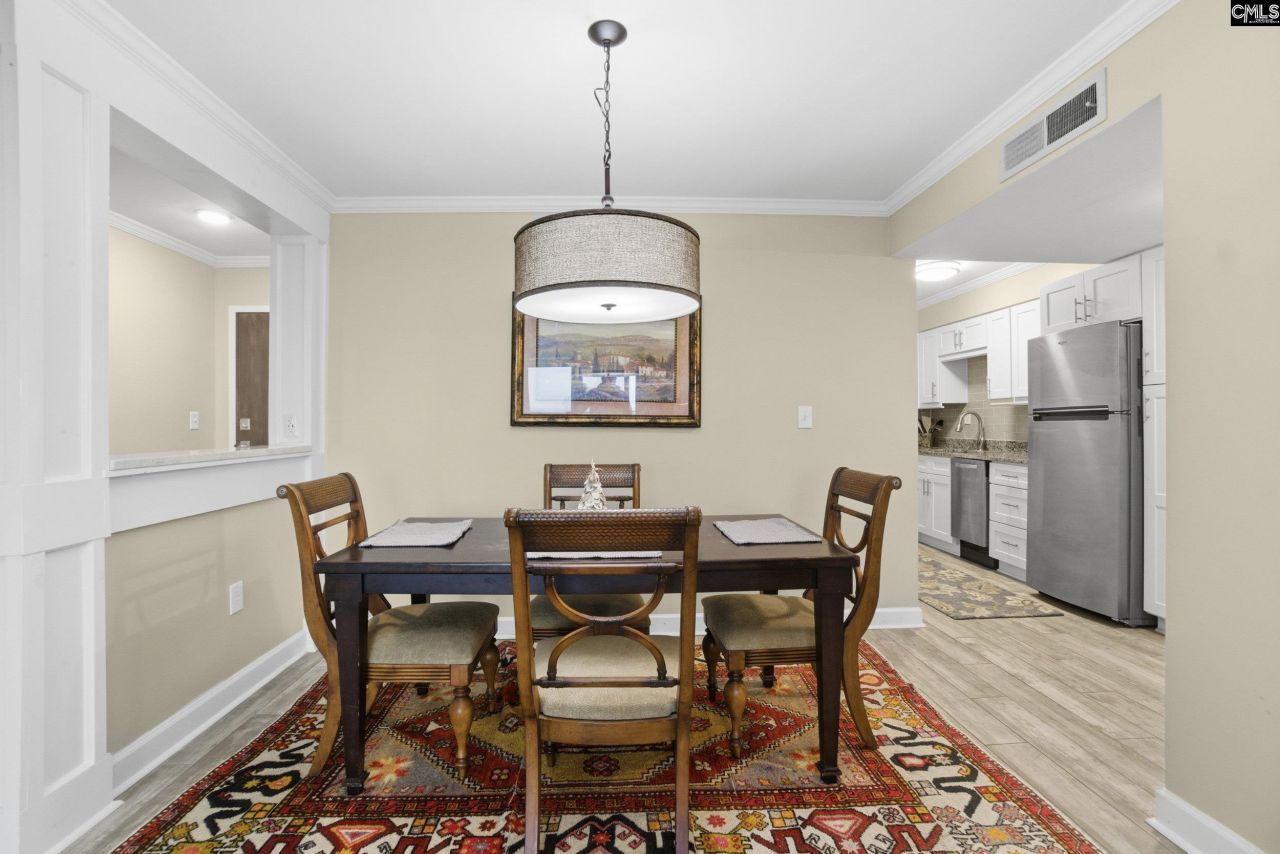 1825 St Julian Place  Photo 9