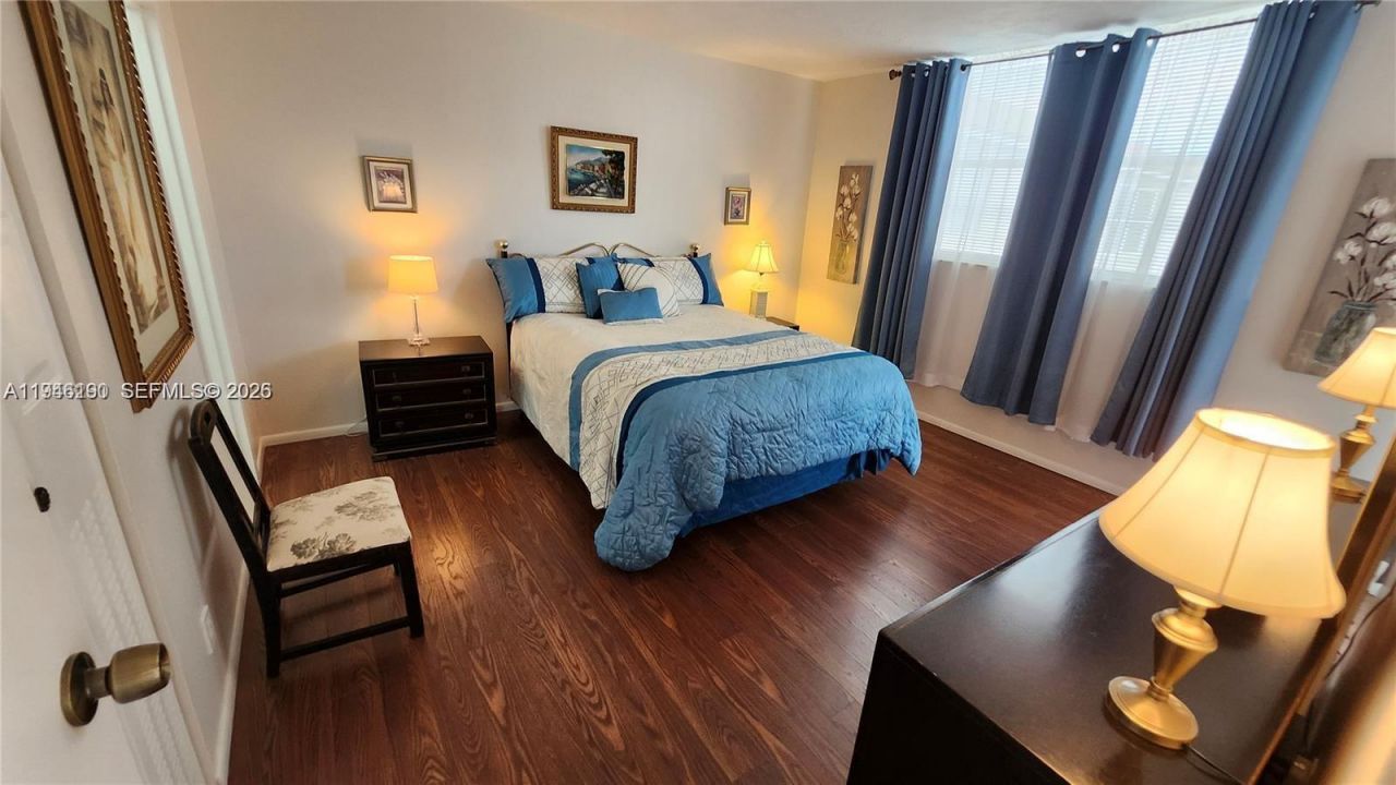 2821 Somerset Dr , Unit 400, Lauderdale Lakes, FL 33311 Photo