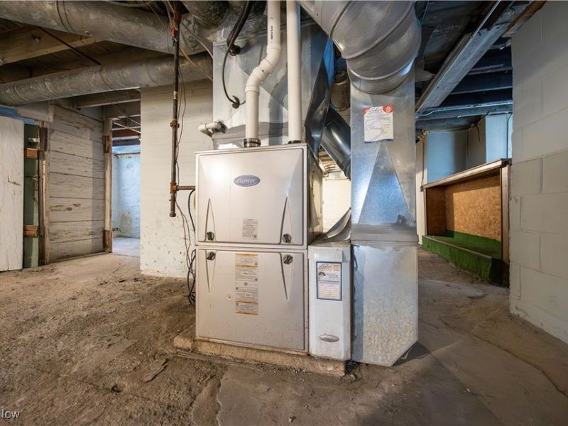 7311 Linwood Avenue, Cleveland, OH 44103 Photo 33