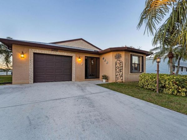 14550 Dulce Real Avenue, Fort Pierce, FL 34951