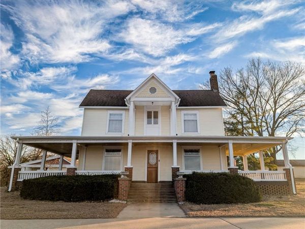 18133 S 1525 Road, Nevada, MO 64772