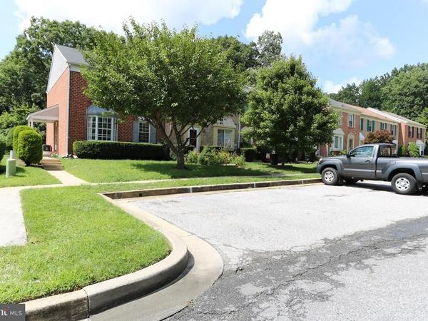 2 ISLAND RUN COURT, CATONSVILLE, MD 21228