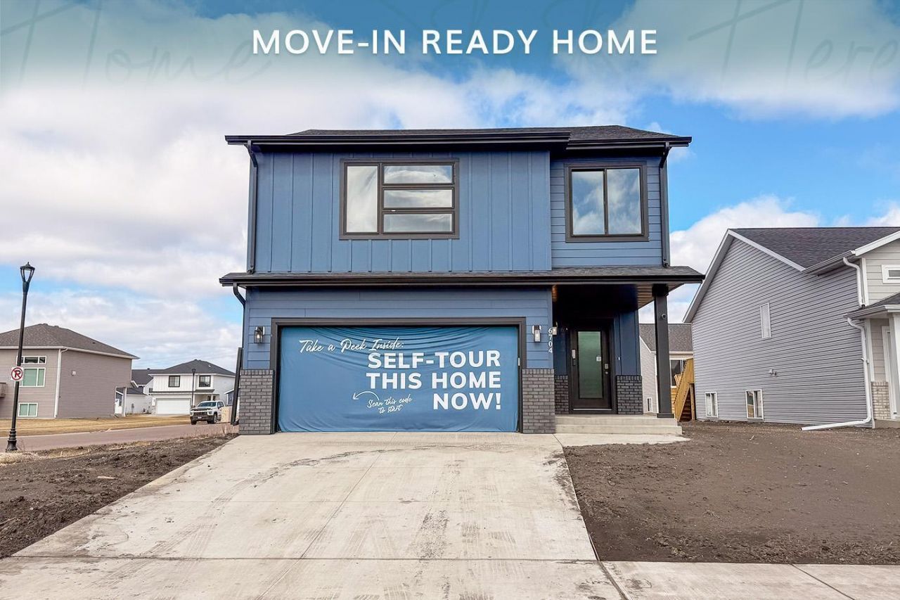 6704 Meadow View Drive S, Fargo, ND 58104 Main Photo