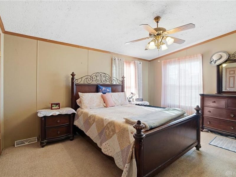 11138 Oakwood Village Blvd, Miamisburg, OH 45342 Photo 11