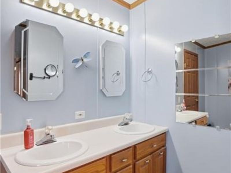 11138 Oakwood Village Blvd, Miamisburg, OH 45342 Photo 14