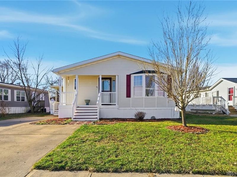 11138 Oakwood Village Blvd, Miamisburg, OH 45342 Photo 2